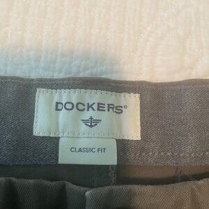 Dockers Classic Fit khakis